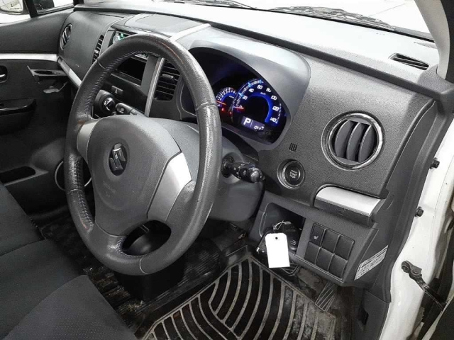 SUZUKI WAGON R 2012