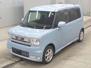 TOYOTA PIXIS SPACE 2014