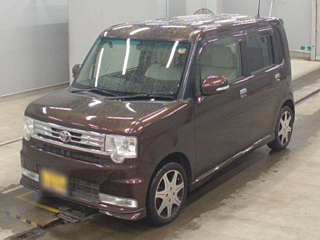 TOYOTA PIXIS SPACE 2014