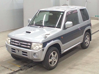 MITSUBISHI PAJERO MINI 2011