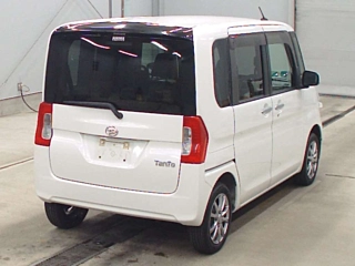 DAIHATSU TANTO 2016