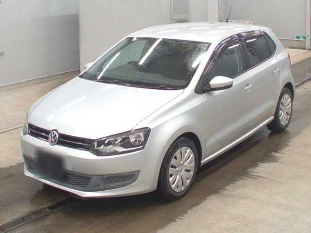 VOLKSWAGEN POLO 2010