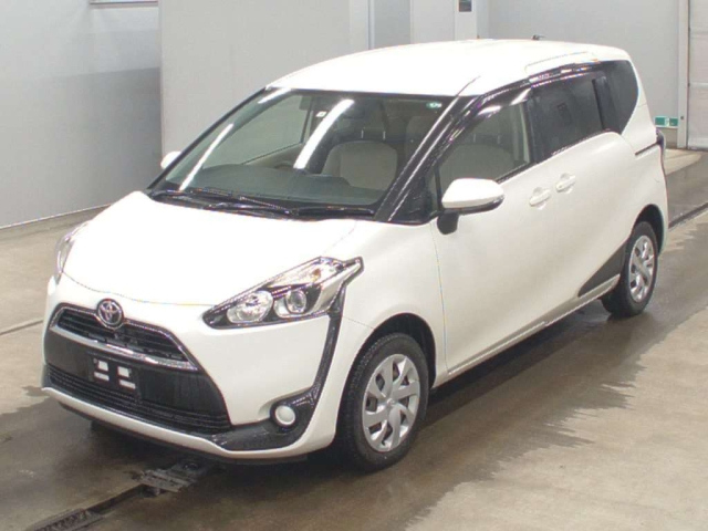 TOYOTA SIENTA 2016