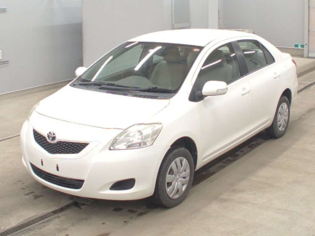 TOYOTA BELTA 2011