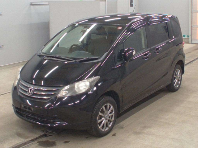 HONDA FREED 2010