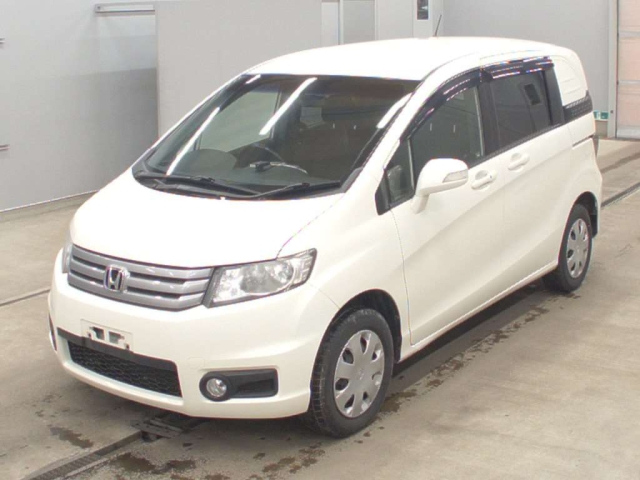 HONDA FREED 2012
