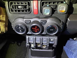 SUZUKI JIMNY SIERRA 2020