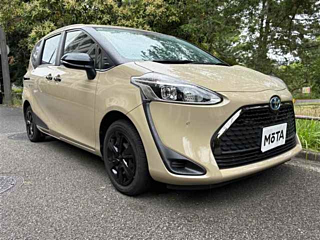 TOYOTA SIENTA 2021