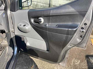 NISSAN NV200 2010
