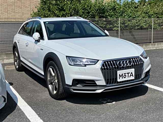 AUDI A4 2018