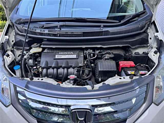 HONDA FREED 2013