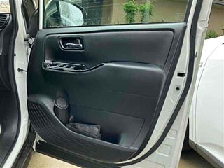 TOYOTA NOAH 2018