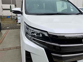 TOYOTA NOAH 2018