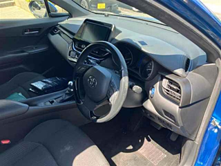 TOYOTA C-HR 2017