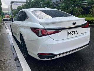 LEXUS ES 2024