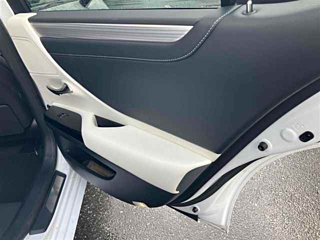 LEXUS ES 2024
