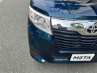 TOYOTA ROOMY 2019