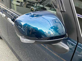 TOYOTA ROOMY 2019