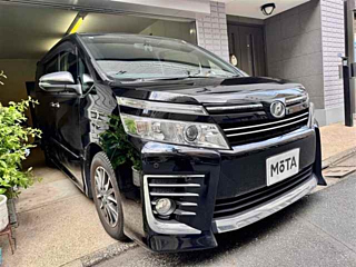 TOYOTA VOXY 2016