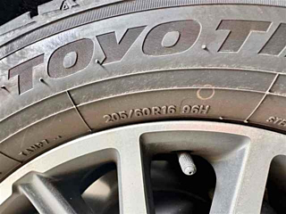 TOYOTA VOXY 2016