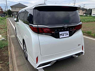 TOYOTA ALPHARD 2024