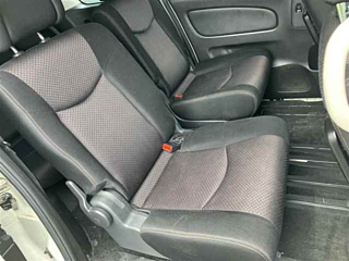 NISSAN SERENA 2012