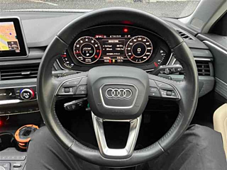 AUDI A4 2017