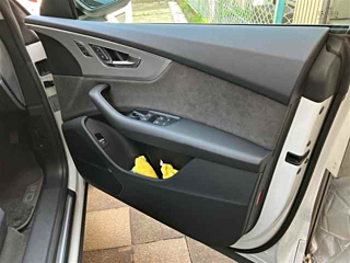 AUDI Q8 2020