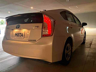 TOYOTA PRIUS 2013