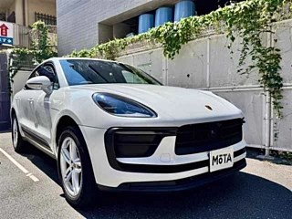 PORSCHE MACAN 2022