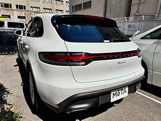 PORSCHE MACAN 2022