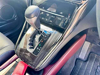 TOYOTA HARRIER 2019