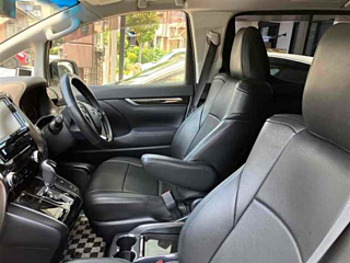TOYOTA ALPHARD 2015