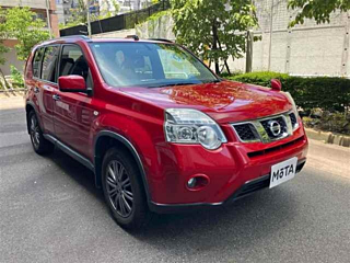 NISSAN X-TRAIL 2012