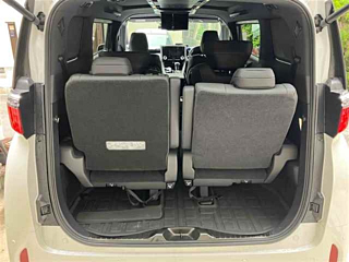 TOYOTA ALPHARD 2024