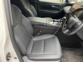 TOYOTA ALPHARD 2024