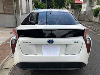 TOYOTA PRIUS 2016