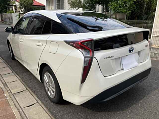 TOYOTA PRIUS 2016