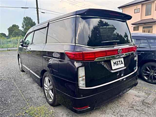 NISSAN ELGRAND 2011