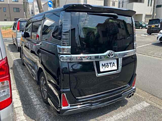 TOYOTA VOXY 2019
