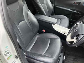 TOYOTA PRIUS 2016