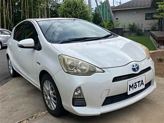 TOYOTA AQUA 2012
