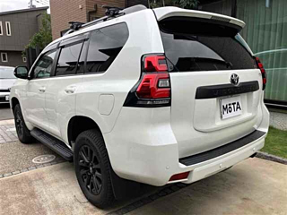 TOYOTA LAND CRUISER PRADO 2022