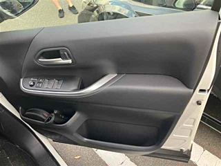 TOYOTA NOAH 2024