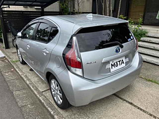 TOYOTA AQUA 2015