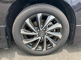 TOYOTA VOXY 2024