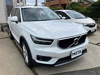 VOLVO XC40 2021
