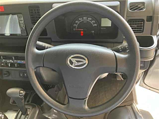 DAIHATSU HIJET TRUCK 2018
