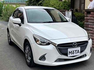 MAZDA DEMIO 2015