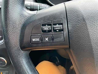 MAZDA AXELA 2012